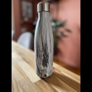 Swell 17oz Water Bottle